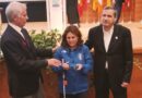 Graziana Mauro riceve la medaglia di bronzo al valore atletico dal Presidente del CONI Giovanni Malagò